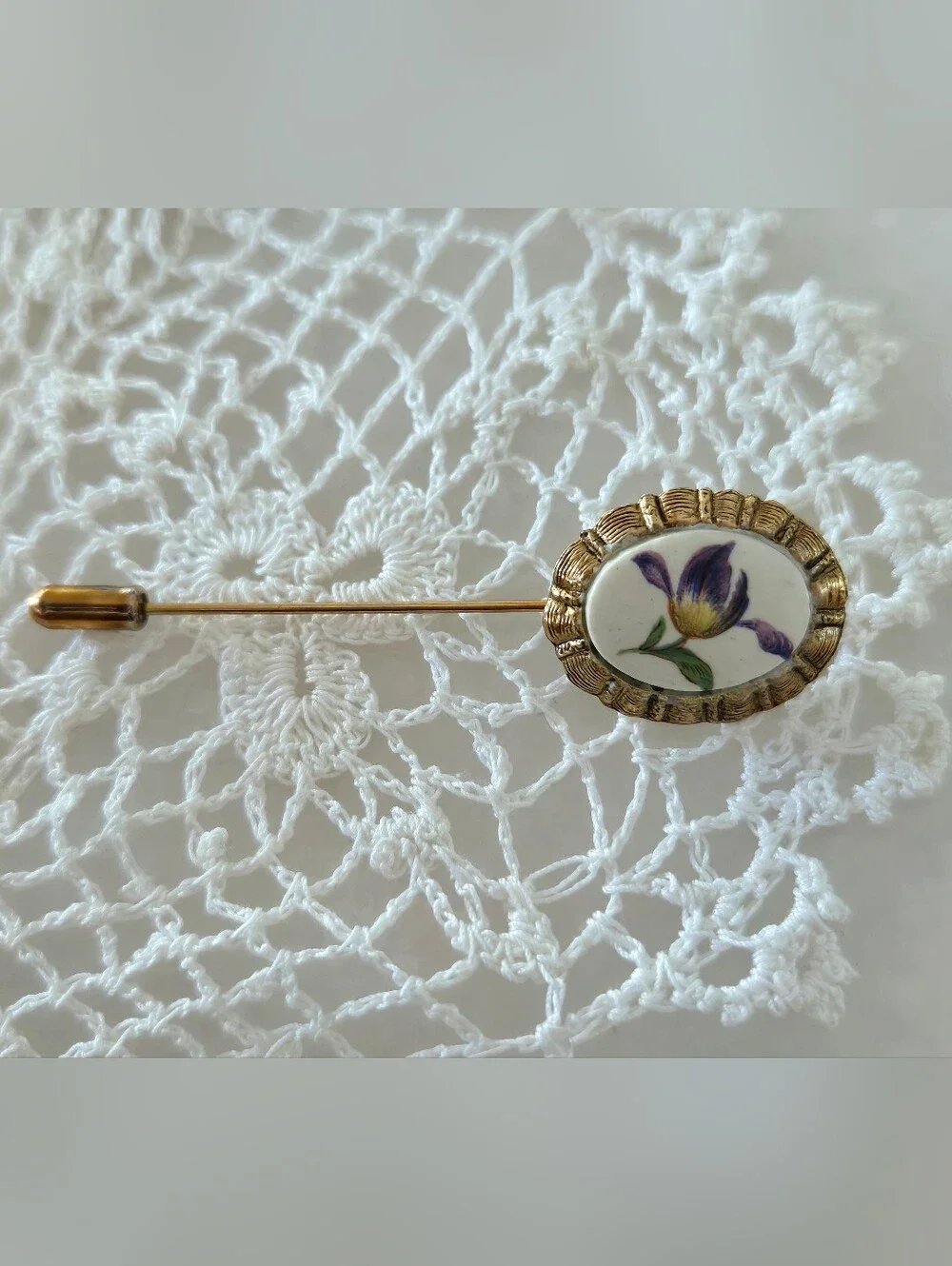 Vtg Painted Porcelain Oval Floral Hat Pin Brooch, Iris/Tulip, Fairy, Victorian
